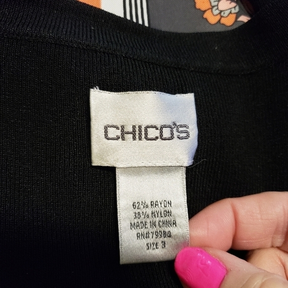 Chico's Black Rayon Blend  Knit Top size Chico's 3, XL classic casual - Picture 6 of 7